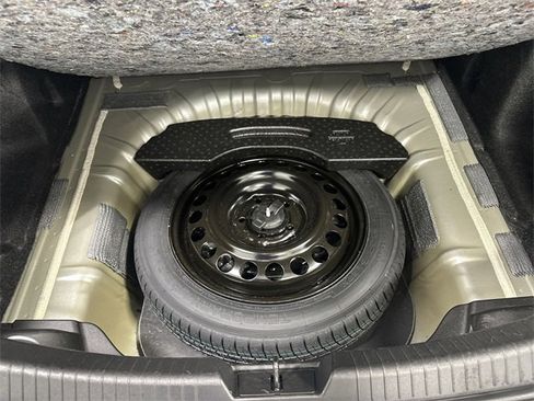 Used 2021 Chevrolet Malibu LS image 23