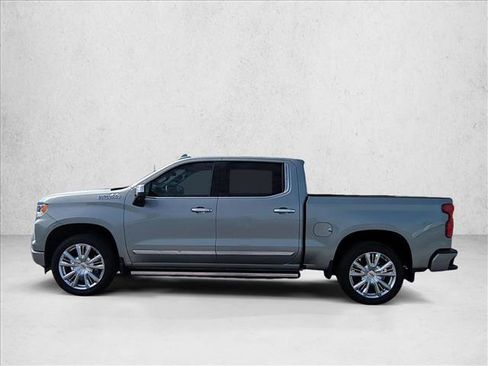 New 2025 Chevrolet Silverado 1500 High Country AWD/4WD image 5