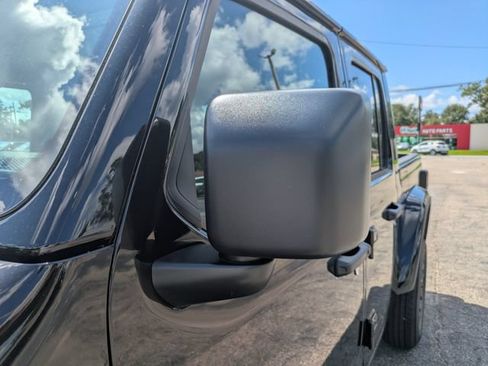 New 2025 Jeep Gladiator Sport AWD/4WD image 11