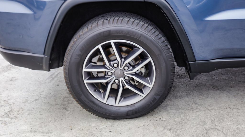 Used 2019 Jeep Grand Cherokee Limited w/ Luxury Group II RWD image 12