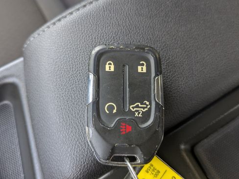 Used 2021 Chevrolet Silverado 1500 LT image 54