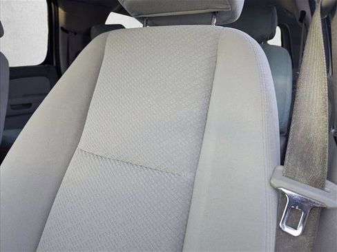 Used 2008 Chevrolet Suburban LT image 9