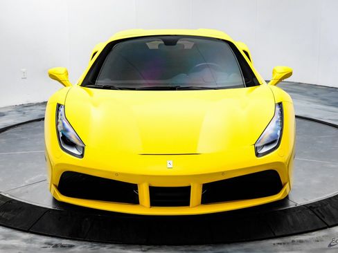 Used 2017 Ferrari 488 Spider image 40