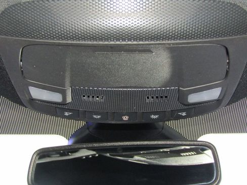 Used 2022 Ford Edge ST-Line image 34