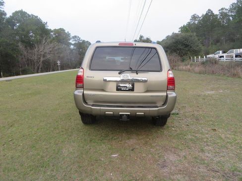 Used 2007 Toyota 4Runner SR5 image 7