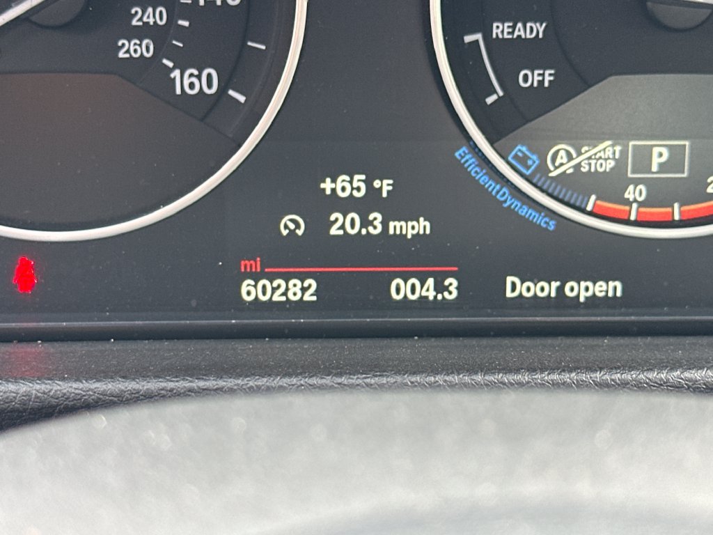 Used 2018 BMW 320i xDrive Sedan AWD/4WD image 13