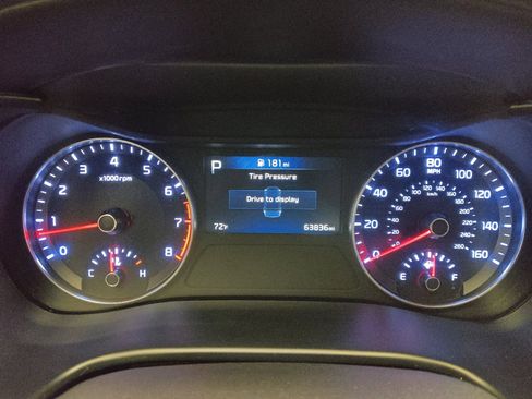 Used 2022 Kia Forte LXS FWD image 23