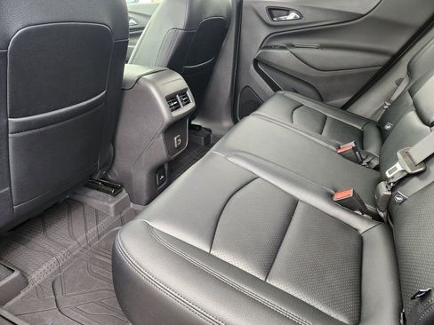 Used 2021 Chevrolet Equinox LT image 30