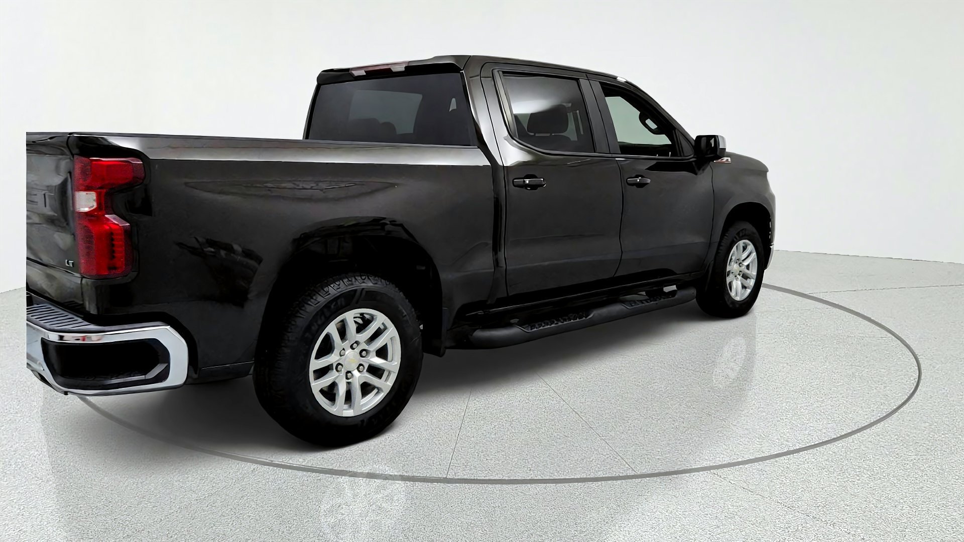 Used 2019 Chevrolet Silverado 1500 LT w/ All-Star Edition AWD/4WD image 5