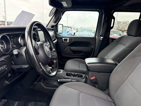 Used 2022 Jeep Wrangler Unlimited Sport image 13