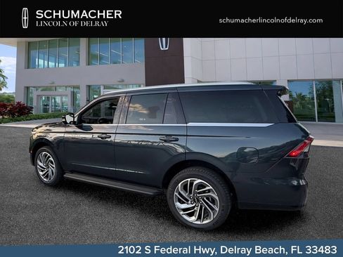 New 2026 Lincoln Navigator Premiere AWD/4WD image 5