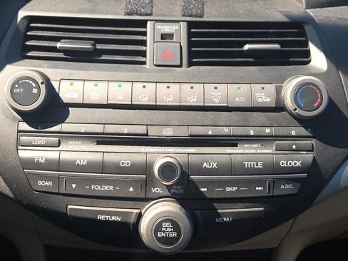 Used 2011 Honda Accord EX image 25