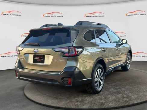 Used 2021 Subaru Outback Premium AWD/4WD image 10