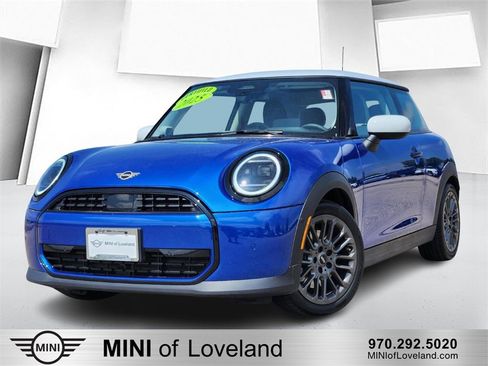 Used 2025 MINI Cooper 2-Door Hardtop image 1