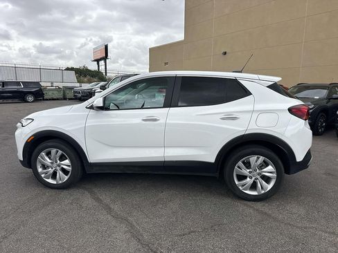 Used 2025 Buick Encore GX Preferred FWD image 5