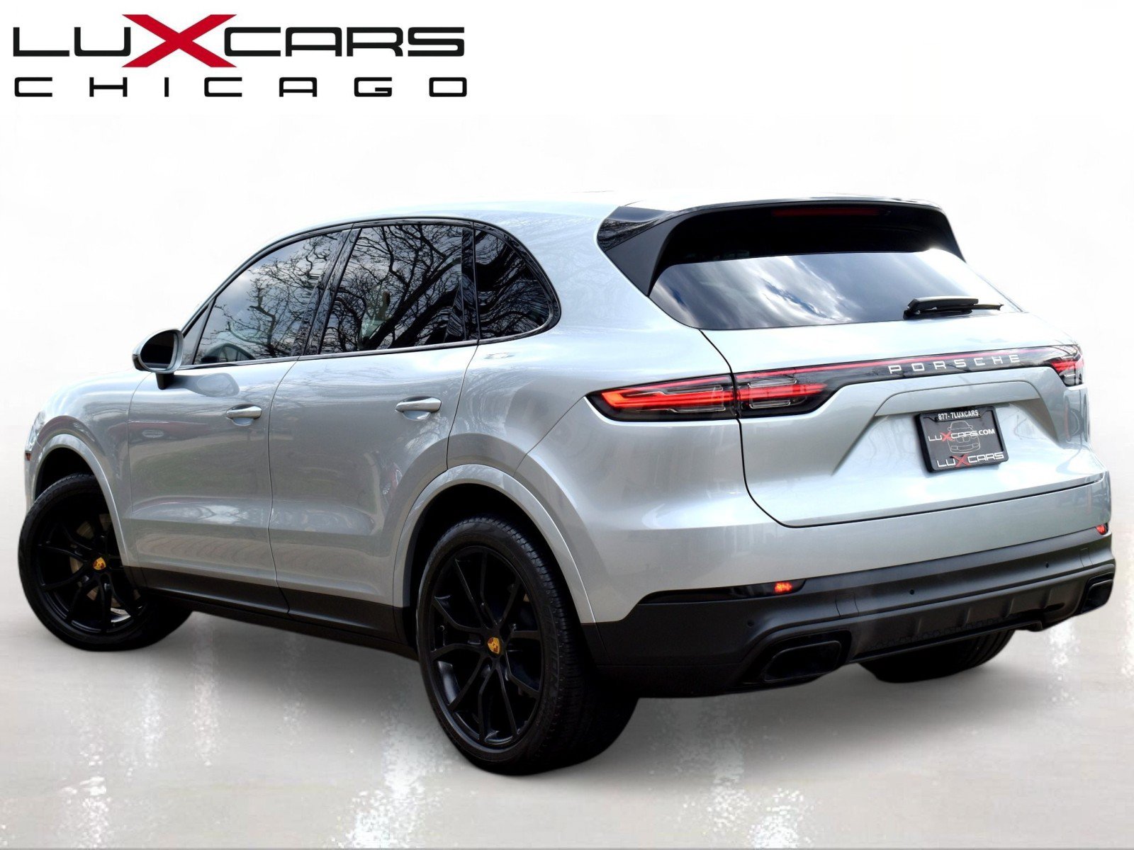 Used 2021 Porsche Cayenne AWD/4WD image 4
