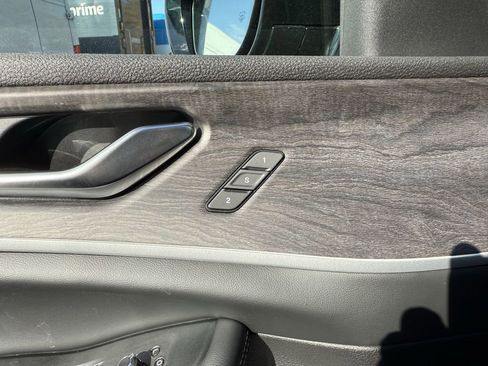 New 2025 Jeep Grand Cherokee L Limited w/ Luxury Tech Group II image 14