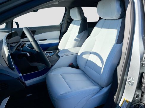 New 2026 Cadillac Optiq Sport 1 w/ LPO, Floor Liner Package image 14