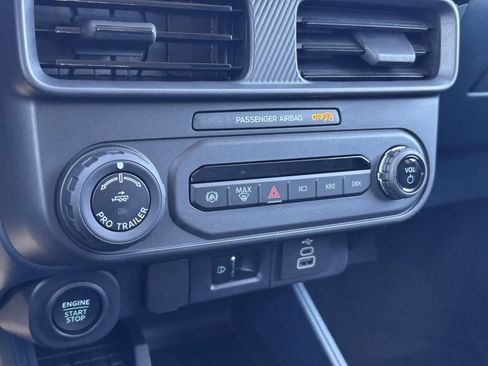 New 2025 Ford Maverick Lariat w/ Black Appearance Package image 6