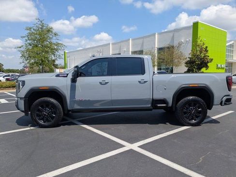 Used 2024 GMC Sierra 2500 AT4 w/ AT4 Premium Plus Package image 6