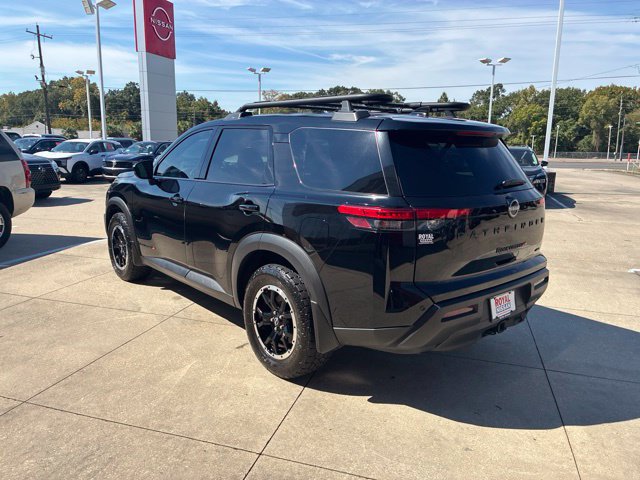 Used 2024 Nissan Pathfinder Rock Creek AWD/4WD image 5