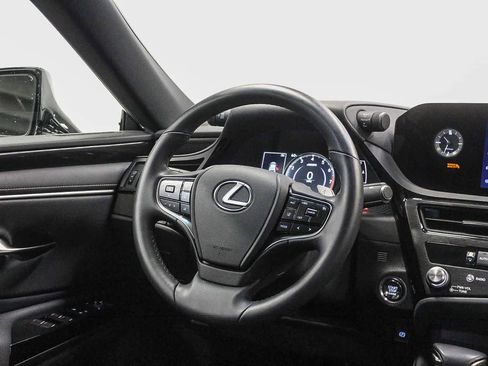 Certified 2025 Lexus ES 350 w/ Accessory Package (Z2) FWD image 19