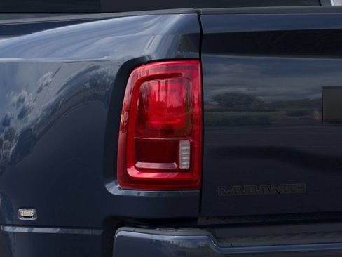New 2026 RAM 3500 Laramie AWD/4WD image 14