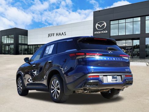 Used 2025 INFINITI QX60 Pure image 2