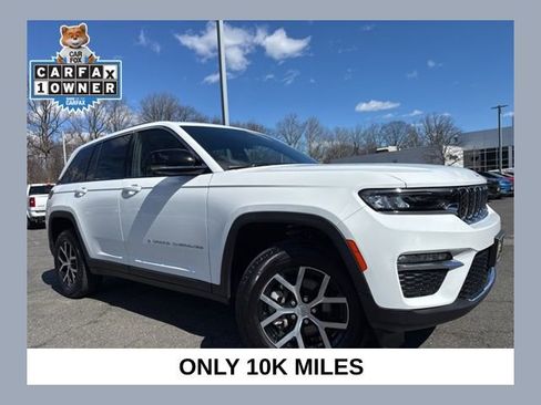 Used 2025 Jeep Grand Cherokee Limited image 1