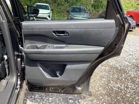 Used 2024 Nissan Pathfinder Rock Creek AWD/4WD image 5