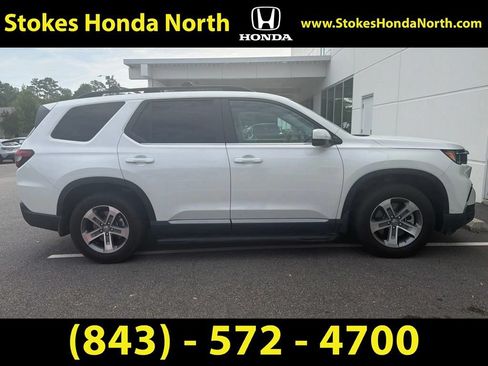 Certified 2025 Honda Pilot EX-L image 4