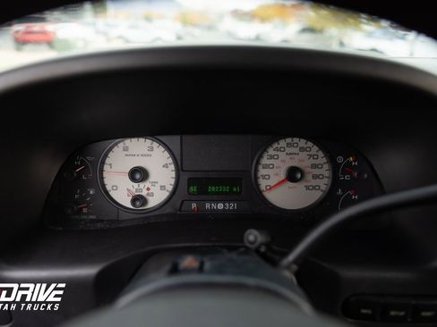 Used 2006 Ford F250 Lariat image 31