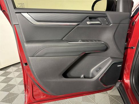 New 2026 GMC Acadia Elevation FWD image 8