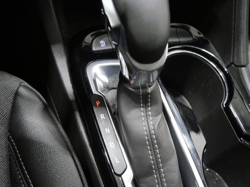 Used 2025 Buick Encore GX Preferred image 23
