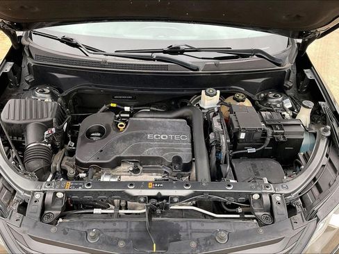 Used 2019 Chevrolet Equinox LT image 10