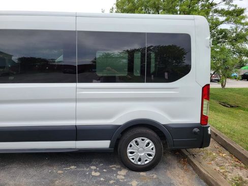 Used 2018 Ford Transit 350 XLT image 6