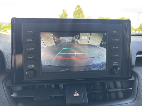 Used 2019 Toyota RAV4 LE w/ Carpet Mat Package FWD image 24