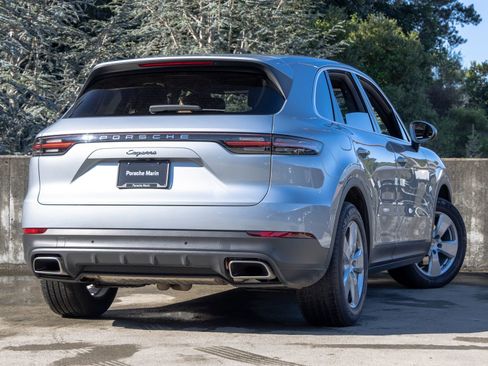 Used 2020 Porsche Cayenne image 11