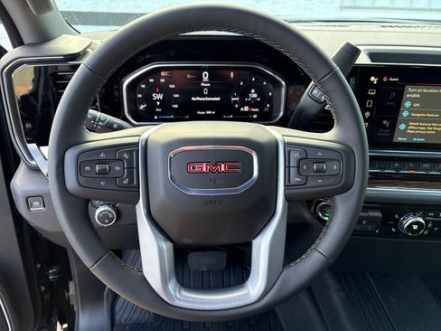 New 2026 GMC Sierra 1500 SLE image 18