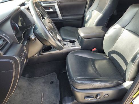 Used 2016 Toyota 4Runner Limited image 15