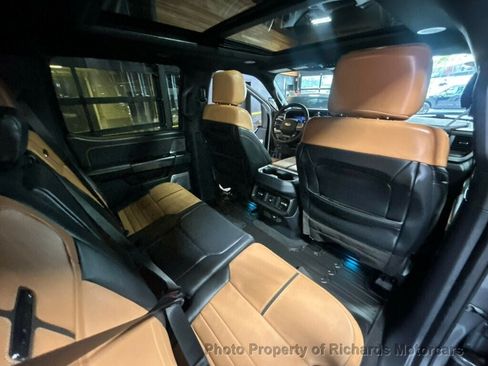 Used 2023 Ford F350 Platinum w/ Tremor Off-Road Package AWD/4WD image 24
