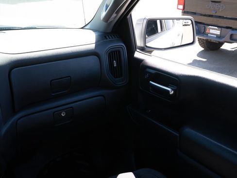 Used 2023 GMC Sierra 1500 Pro w/ Pro Value Package AWD/4WD image 11