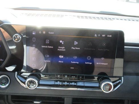 New 2025 Chevrolet Colorado W/T image 18