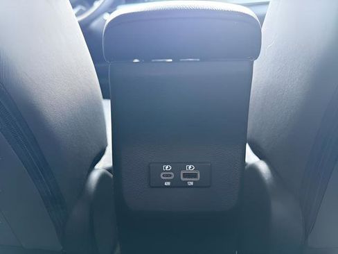 Certified 2025 Nissan Kicks SV w/ Charging Package FWD image 27