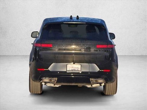 New 2026 Land Rover Range Rover Sport Dynamic SE image 8