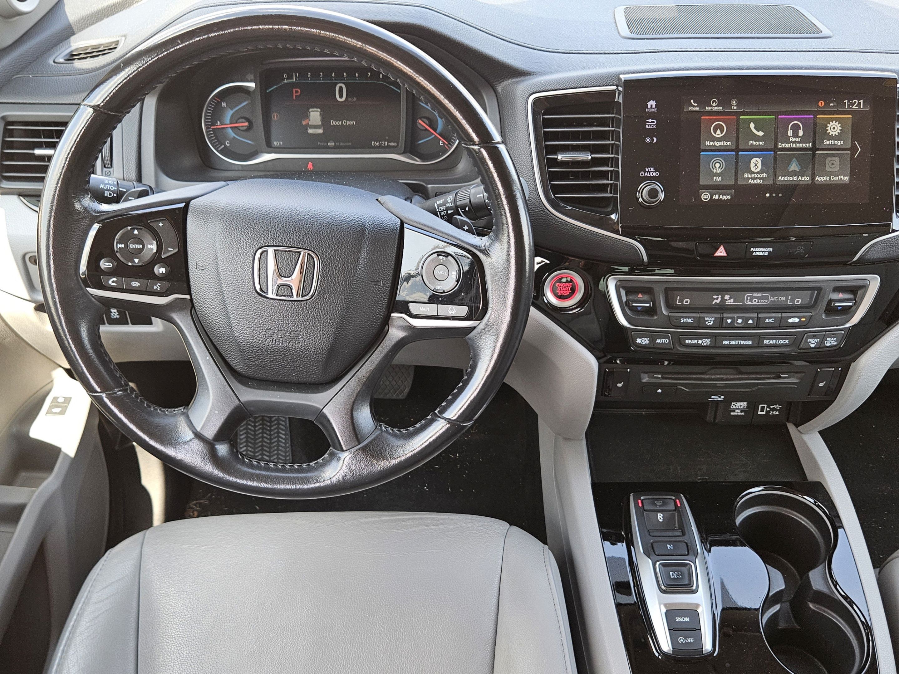 Used 2019 Honda Pilot Touring image 18
