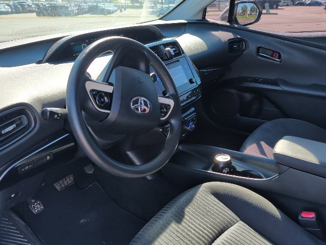 Used 2016 Toyota Prius Two FWD image 13
