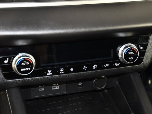 Used 2022 Mitsubishi Outlander SE AWD/4WD image 21