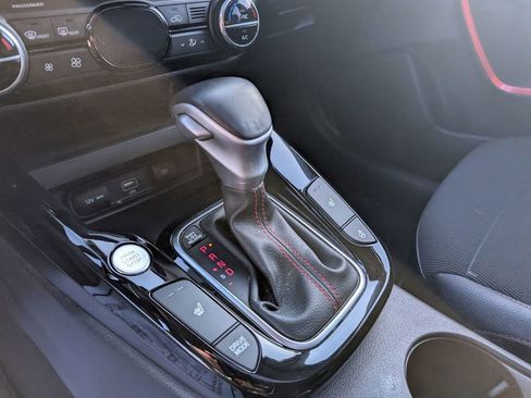 Used 2022 Kia Soul Turbo image 21