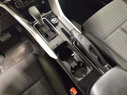 Used 2018 Mitsubishi Eclipse Cross ES image 26